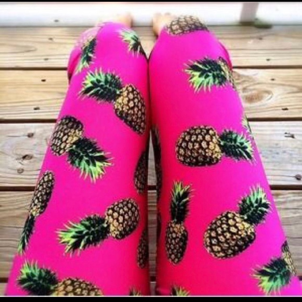 Wonderland Honolulu Leggings